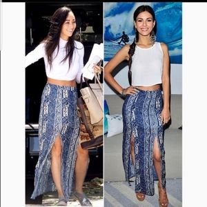 ☆ AEO ☆ Dual Split Cotton Maxi Skirt Size 2